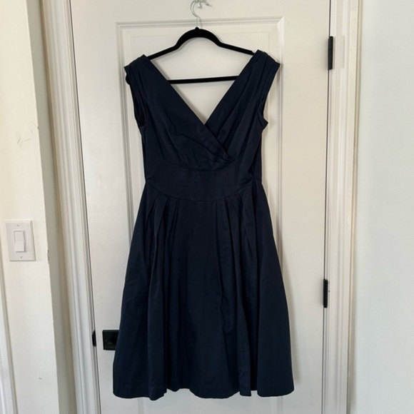 Modcloth Emily and Fin Keener Postures Midi Dress in Navy (small) - Picture 3 of 9